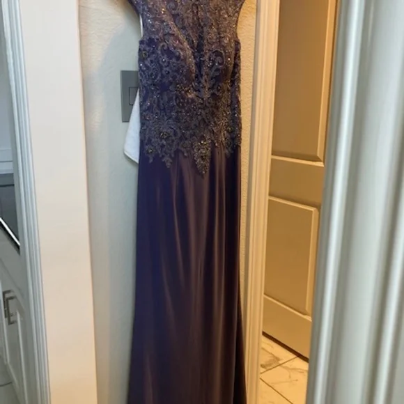 Camille la Vie Navy Sequin Mother of The Bride Dress Size 6 - Picture 3 of 5